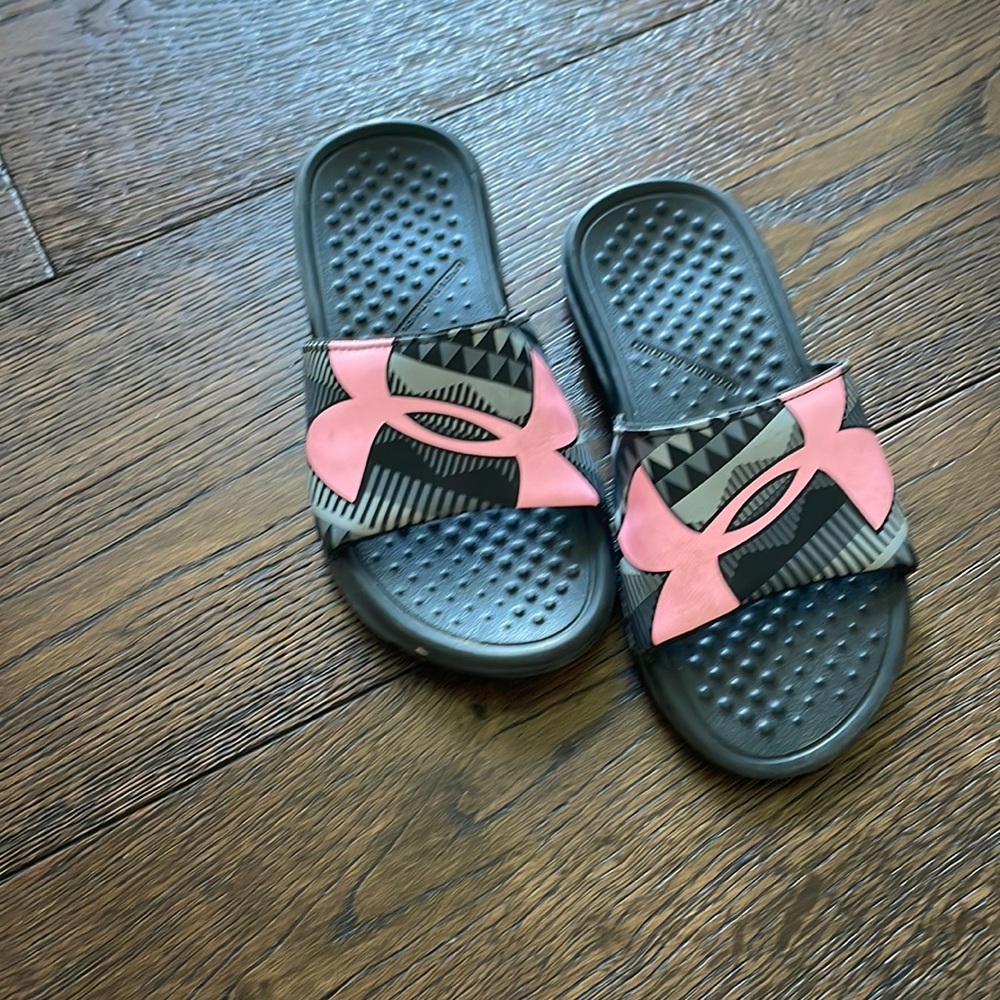 Kids slides size 13